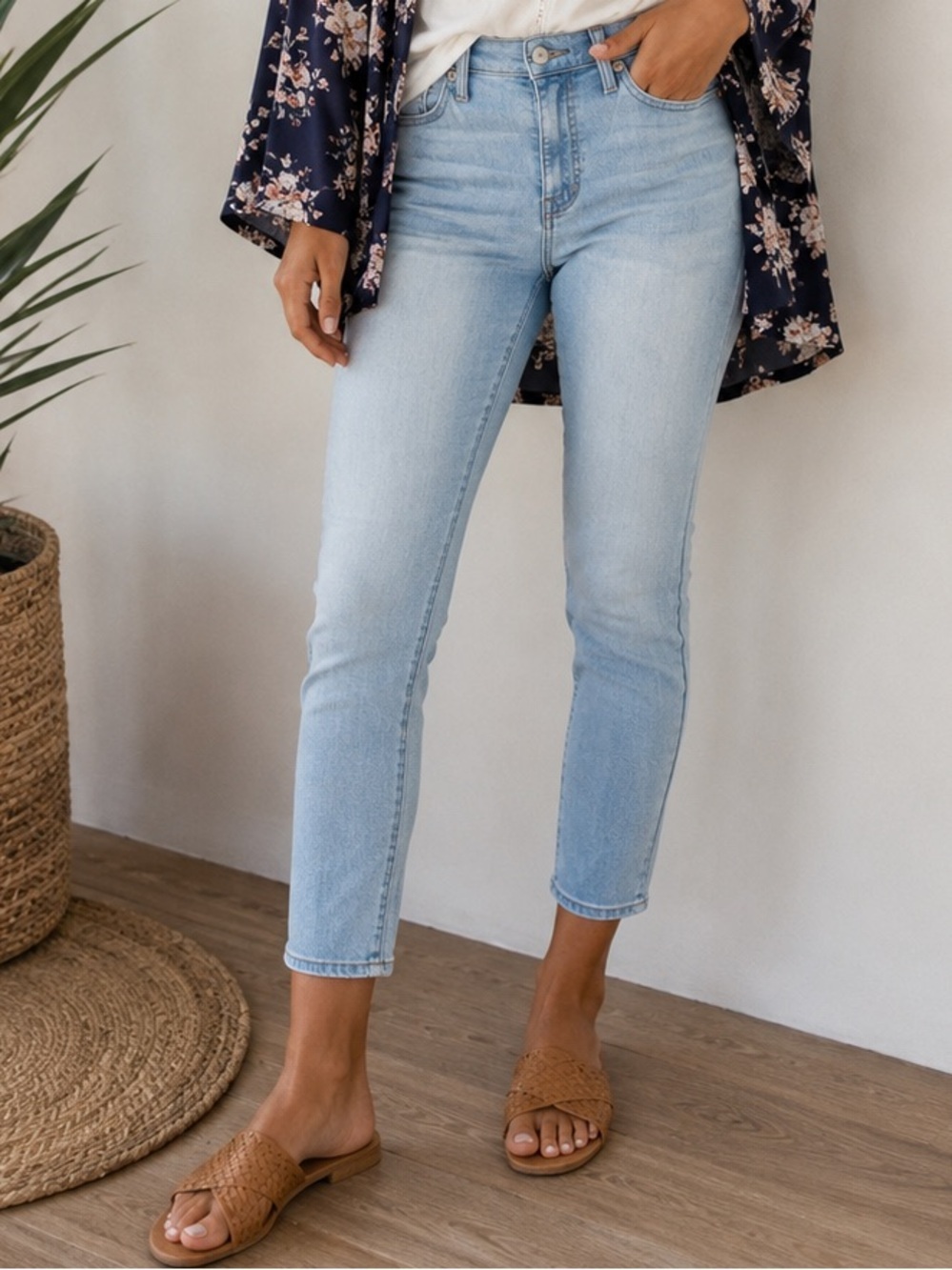 Madewell Mid Rise Skinny Crop Light Wash Lightweight Denim Jeans Size 28